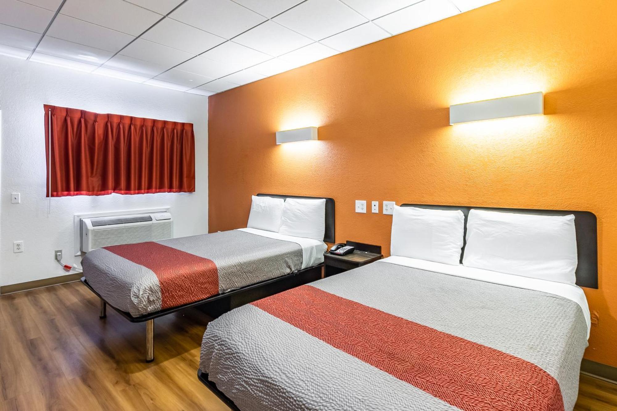 Motel 6 Elizabeth Nj Newark Liberty Intl Airport Eksteriør billede