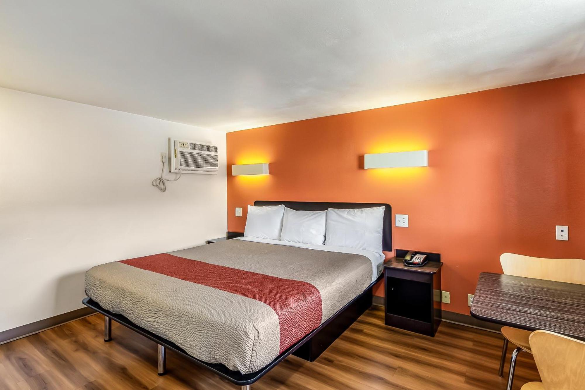 Motel 6 Elizabeth Nj Newark Liberty Intl Airport Eksteriør billede