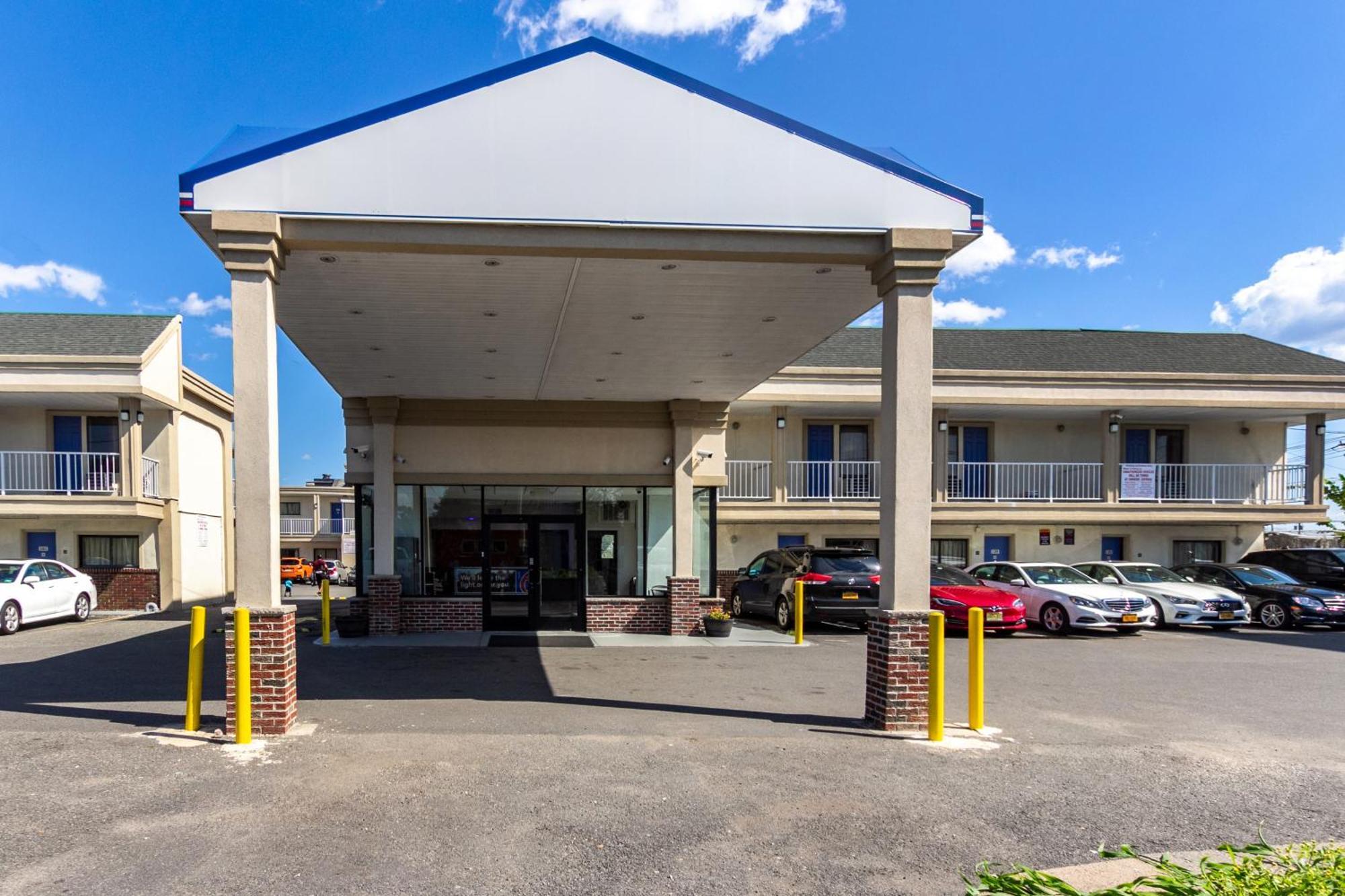 Motel 6 Elizabeth Nj Newark Liberty Intl Airport Eksteriør billede