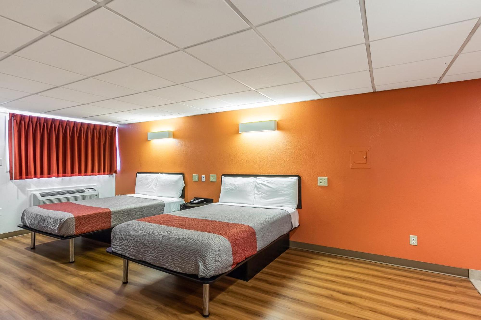 Motel 6 Elizabeth Nj Newark Liberty Intl Airport Eksteriør billede