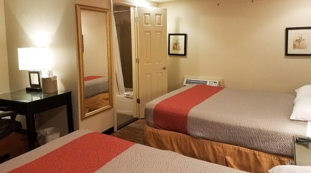Motel 6 Elizabeth Nj Newark Liberty Intl Airport Eksteriør billede