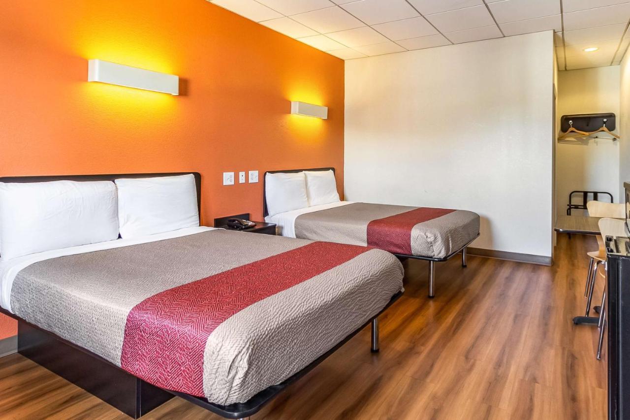 Motel 6 Elizabeth Nj Newark Liberty Intl Airport Eksteriør billede